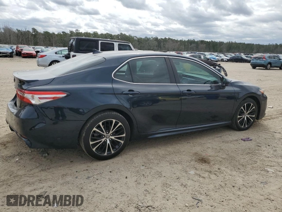 2020 Toyota Camry SE with VIN 4T1G11AK5LU893535, listed as a Copart auction lot 47683695 with 78,976 mi miles and Salvage Title. Bid and sale history available at carsss.com. Image 3.