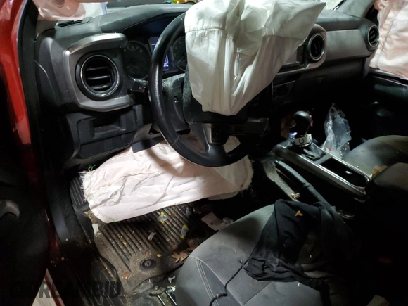 2017 Toyota Tacoma SR with VIN 5TFSX5EN2HX049855, listed as a Copart auction lot 83254854 with 111,711 mi miles and Salvage title. Bid and sale history available at DreamBid. Image 8.