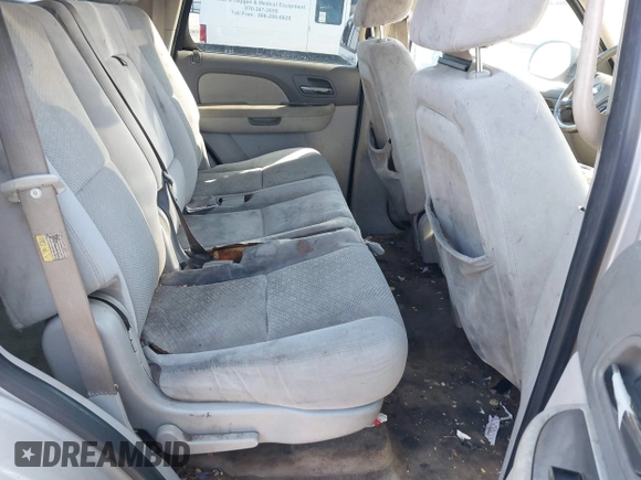 2007 Chevrolet Tahoe LTZ with VIN 1GNFC13JX7R149914, listed as a IAAI auction lot 41497405 with 264,932 mi miles and . Bid and sale history available at DreamBid. Image 8.