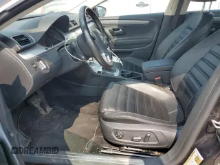 2013 Volkswagen CC Sport Plus z VIN WVWBP7AN3DE524615, wystawiony jako Copart lot #57506575 z przebiegiem 153 641 mil mil oraz Szkoda całkowita • Salvage title. Historia ofert i sprzedaży dostępna na DreamBid. Obrazek 7.