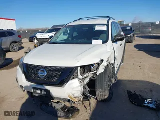 2020 Nissan Pathfinder SV with VIN 5N1DR2BN0LC621989, listed as a IAAI auction lot 41395360 with 75289 miles. Bid and sale history available at carsss.com. Image 17.