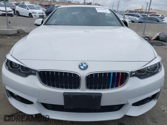 2018 BMW 4 Series 430i with VIN WBA4Z1C53JEC72907, listed as a IAAI auction lot 41436608 with 43,121 mi miles and . Bid and sale history available at carsss.com. Image 11.