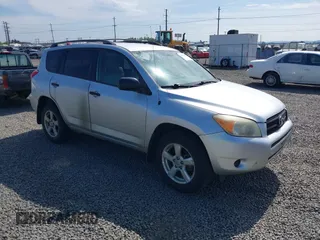 2006 Toyota RAV4 with VIN JTMZD33V965027925, listed as a IAAI auction lot 42084713 with 209,994 mi miles. Bid and sale history available at carsss.com. Image 1.
