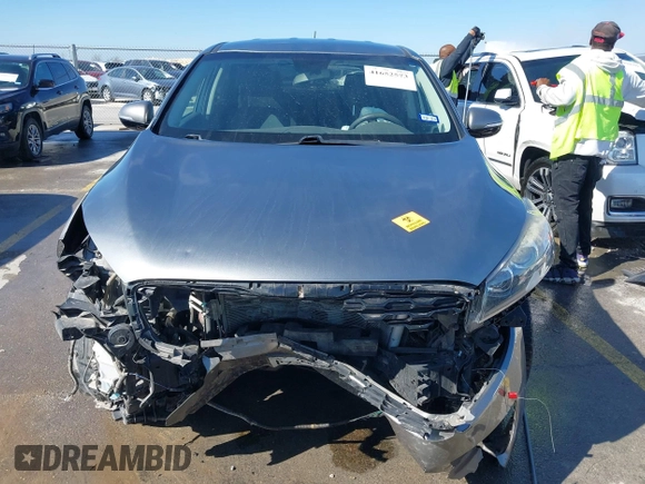 2019 Kia Sorento LX with VIN 5XYPG4A38KG544480, listed as a IAAI auction lot 41652573 with 94,434 mi miles. Bid and sale history available at carsss.com. Image 13.