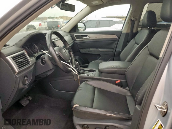2018 Volkswagen Atlas SE с VIN 1V2CR2CAXJC563350, выставлен на аукционе Copart как лот 59360125 с пробегом 140 320 миль миль и Списание • Salvage title. История ставок и продаж доступна на DreamBid. Изображение 7.