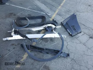 2024 Tesla Model Y Long Range с VIN 7SAYGDEE0RF981488, выставлен на аукционе Copart как лот 58704135 с пробегом 21 417 миль миль и Списание • Salvage title. История ставок и продаж доступна на DreamBid. Изображение 12.