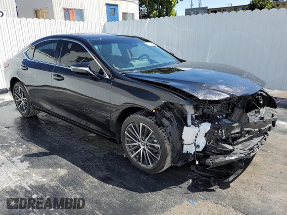 2025 Lexus ES with VIN 58ADZ1B1XSU187007, listed as a Copart auction lot 49093355 with 3,096 mi miles and Salvage Title. Bid and sale history available at carsss.com. Image 4.