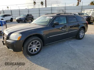 2005 Dodge Magnum SXT z VIN 2D8GZ48V95H648551, wystawiony jako Copart lot #81199894 z przebiegiem 210 231 mil mil oraz Szkoda całkowita • Salvage title. Historia ofert i sprzedaży dostępna na DreamBid. Obrazek 1.
