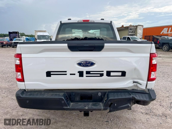 2023 Ford F-150 XL с VIN 1FTEW1CP9PKG21142, выставлен на аукционе Copart как лот 63073825 с пробегом 18 539 миль миль и Списание • Salvage title. История ставок и продаж доступна на DreamBid. Изображение 6.