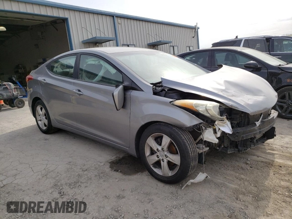 2011 Hyundai Elantra GLS с VIN KMHDH4AE7BU132918, выставлен на аукционе Copart как лот 54551565 с пробегом 164 322 миль миль и Списание • Salvage title. История ставок и продаж доступна на DreamBid. Изображение 4.