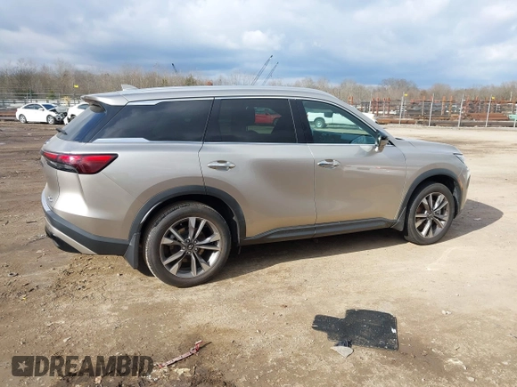 2023 Infiniti QX60 Luxe with VIN 5N1DL1FR5PC359109, listed as a IAAI auction lot 41236821 with 30,386 mi miles and . Bid and sale history available at DreamBid. Image 13.