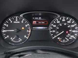 2019 Nissan Pathfinder S z VIN 5N1DR2MM0KC629304, wystawiony jako IAAI lot #41342768 z przebiegiem 48 529 mil mil oraz . Historia ofert i sprzedaży dostępna na DreamBid. Obrazek 7.