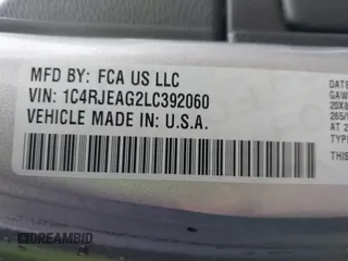 2020 Jeep Grand Cherokee Altitude with VIN 1C4RJEAG2LC392060, listed as a IAAI auction lot 40765662 with 30,505 mi miles and . Bid and sale history available at DreamBid. Image 9.