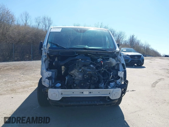 2017 Ford Transit z VIN 1FTYE1YM7HKA86022, wystawiony jako IAAI lot #41887271 z przebiegiem 70 223 mil mil oraz . Historia ofert i sprzedaży dostępna na DreamBid. Obrazek 13.