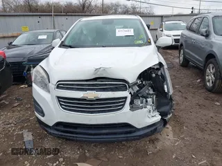 2016 Chevrolet Trax LS with VIN KL7CJNSB9GB559497, listed as a IAAI auction lot 41176681 with 106,794 mi miles. Bid and sale history available at carsss.com. Image 12.