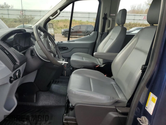 2015 Ford Transit XL с VIN 1FMZK1CM2FKB31879, выставлен на аукционе Copart как лот 77944234 с пробегом 159 210 миль миль и Чистый • Clean title. История ставок и продаж доступна на DreamBid. Изображение 7.