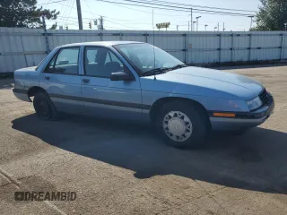 1991 Chevrolet Corsica z VIN 1G1LT53G4MY129241, wystawiony jako Copart lot #71770004 z przebiegiem 142 605 mil mil oraz Szkody całkowita. Historia ofert i sprzedaży dostępna na DreamBid. Obrazek 4.