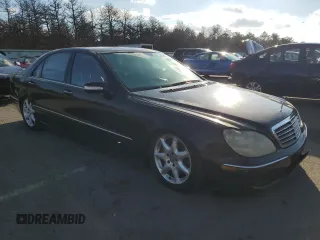 2005 Mercedes-Benz S-Class 4.3L with VIN WDBNG83J65A460364, listed as a Copart auction lot 84708264 with 209,231 mi miles and Clean Title. Bid and sale history available at carsss.com. Image 4.