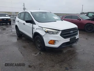 2017 Ford Escape S with VIN 1FMCU0F70HUD94573, listed as a IAAI auction lot 41272954 with 91,546 mi miles. Bid and sale history available at carsss.com. Image 1.