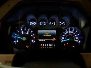 2016 Ford F-350 Platinum с VIN 1FT8W3BT2GEC50461, выставлен на аукционе Copart как лот 56474525 с пробегом 104 409 миль миль и Чистый • Clean title. История ставок и продаж доступна на DreamBid. Изображение 9.