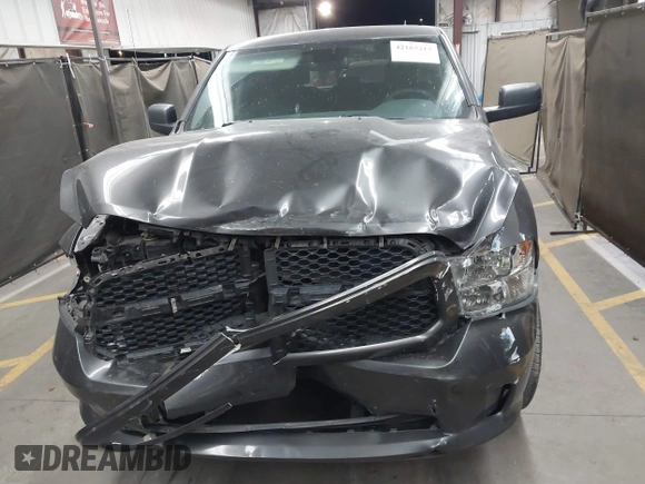 2019 Ram 1500 Tradesman z VIN 1C6RR7FG6KS625365, wystawiony jako IAAI lot #42163213 z przebiegiem 99 259 mil mil oraz . Historia ofert i sprzedaży dostępna na DreamBid. Obrazek 12.