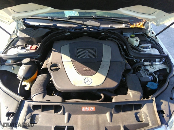 2009 Mercedes-Benz C-Class 3.0L Sport with VIN WDDGF54X09F211491, listed as a IAAI auction lot 41394550 with 160,835 mi miles. Bid and sale history available at carsss.com. Image 10.