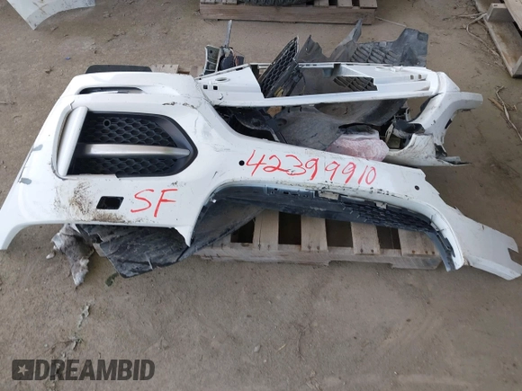 2017 Jaguar F-Pace 35t R-Sport with VIN SADCL2BV2HA094403, listed as a IAAI auction lot 42399910 with Not provided miles and . Bid and sale history available at DreamBid. Image 16.
