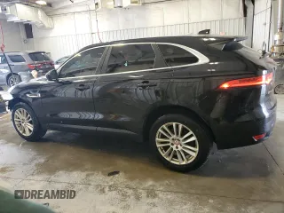 2019 Jaguar F-Pace 25t Prestige z VIN SADCK2GX0KA395143, wystawiony jako Copart lot #54383065 z przebiegiem 153 710 mil mil oraz Szkody całkowita. Historia ofert i sprzedaży dostępna na DreamBid. Obrazek 2.
