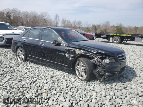2014 Mercedes-Benz C 250 Sport with VIN WDDGF4HB3EA917970, listed as a Copart auction lot 46916585 with 136,288 mi miles and Salvage title. Bid and sale history available at DreamBid. Image 4.
