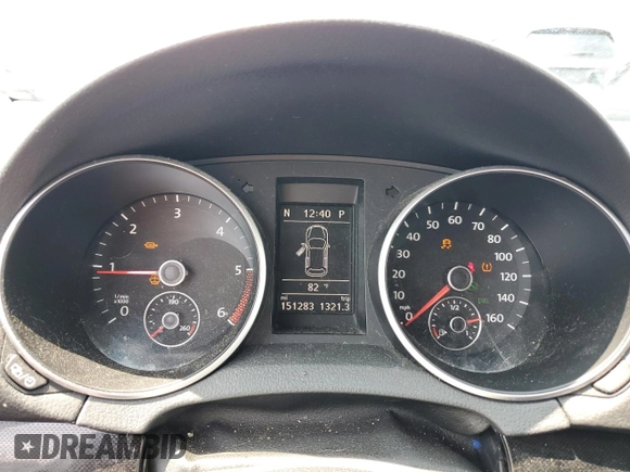 2013 Volkswagen Jetta TDI w/Sunroof with VIN 3VWPL7AJ2DM688010, listed as a Copart auction lot 59947745 with 151,283 mi miles and Salvage title. Bid and sale history available at DreamBid. Image 9.