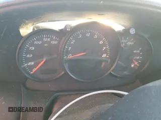 2001 Porsche Boxster с VIN WP0CA29871U627108, выставлен на аукционе Copart как лот 43968805 с пробегом Не указан миль и Списание • Salvage title. История ставок и продаж доступна на DreamBid. Изображение 9.