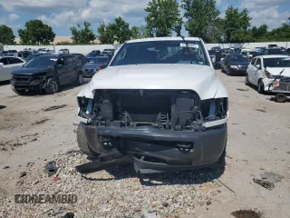 2017 Ram 2500 Tradesman z VIN 3C6TR4HT8HG578001, wystawiony jako Copart lot #62586865 z przebiegiem 261 103 mil mil oraz Szkoda całkowita • Salvage title. Historia ofert i sprzedaży dostępna na DreamBid. Obrazek 5.