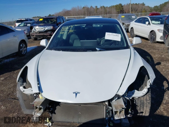 2020 Tesla Model 3 Long Range with VIN 5YJ3E1EB1LF621185, listed as a IAAI auction lot 41375686 with 92,044 mi miles. Bid and sale history available at carsss.com. Image 13.