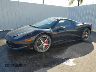 2014 Ferrari 458 Italia z VIN ZFF68NHA9E0203538, wystawiony jako Copart lot #73847364 z przebiegiem 4869 mil mil oraz Szkody całkowita. Historia ofert i sprzedaży dostępna na DreamBid. Obrazek 1.