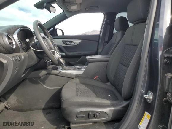 2022 Chevrolet Blazer LT with VIN 3GNKBCR41NS135473, listed as a Copart auction lot 43779605 with 27,963 mi miles and Salvage Title. Bid and sale history available at carsss.com. Image 7.