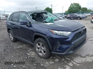 2022 Toyota RAV4 XLE with VIN 2T3P1RFV0NW311854, listed as a IAAI auction lot 42377988 with 32,573 mi miles and . Bid and sale history available at DreamBid. Image 1.