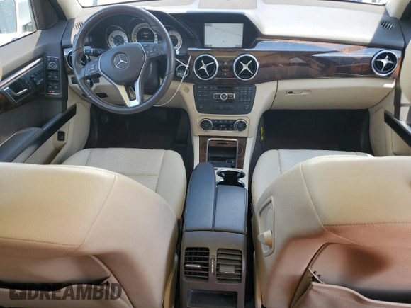 2014 Mercedes-Benz GLK 250 with VIN WDCGG0EB8EG185024, listed as a Copart auction lot 55746845 with 92,330 mi miles and Salvage Title. Bid and sale history available at DreamBid. Image 8.