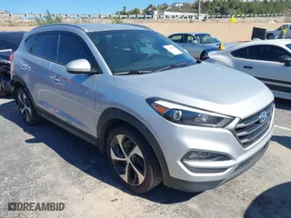 2016 Hyundai Tucson Limited with VIN KM8J33A22GU117719, listed as a IAAI auction lot 41496109 with 108,521 mi miles. Bid and sale history available at carsss.com. Image 1.