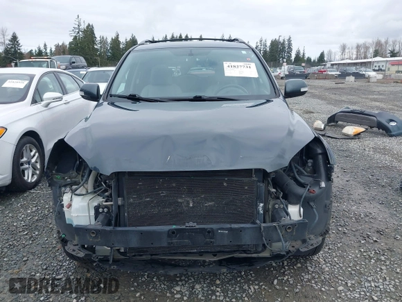 2009 Toyota RAV4 Ltd with VIN JTMBK31V39D006959, listed as a IAAI auction lot 41827731 with 191,481 mi miles. Bid and sale history available at carsss.com. Image 13.