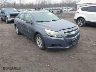 2013 Chevrolet Malibu LS with VIN 1G11B5SA5DF156385, listed as a IAAI auction lot 41131950 with 194,955 mi miles. Bid and sale history available at carsss.com. Image 1.