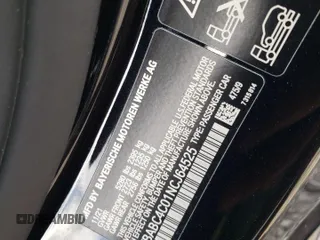 2022 BMW 8 Series M850i xDrive z VIN WBABC4C01NCJ64525, wystawiony jako Copart lot #83996594 z przebiegiem Nie podano mil oraz Szkoda całkowita • Salvage title. Historia ofert i sprzedaży dostępna na DreamBid. Obrazek 12.