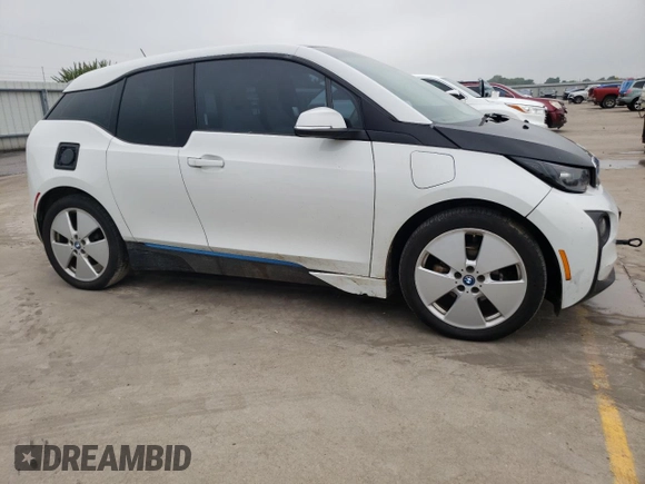 2015 BMW i3 with VIN WBY1Z4C57FV278283, listed as a Copart auction lot 56382823 with 137,141 mi miles. Bid and sale history available at carsss.com. Image 4.