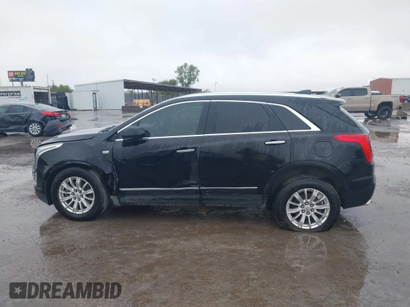 2017 Cadillac XT5 FWD with VIN 1GYKNARS0HZ317508, listed as a IAAI auction lot 40818768 with 132,598 mi miles. Bid and sale history available at carsss.com. Image 14.