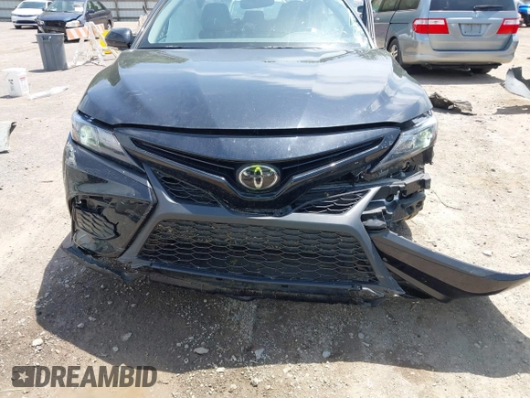 2023 Toyota Camry SE z VIN 4T1T11AK9PU721786, wystawiony jako IAAI lot #42279812 z przebiegiem 30 707 mil mil oraz . Historia ofert i sprzedaży dostępna na DreamBid. Obrazek 12.