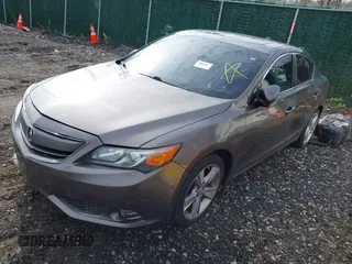 2013 Acura ILX Premium z VIN 19VDE1F54DE001539, wystawiony jako IAAI lot #42015973 z przebiegiem Nie podano mil oraz . Historia ofert i sprzedaży dostępna na DreamBid. Obrazek 2.