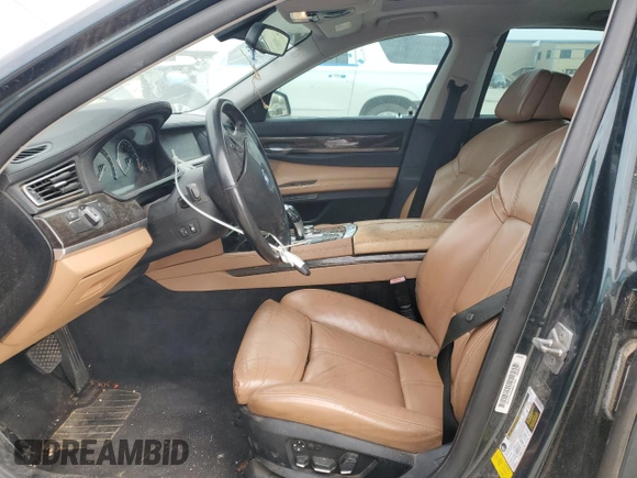 2011 BMW 7 Series 750i with VIN WBAKA8C56BCY36955, listed as a Copart auction lot 41576495 with 131,550 mi miles and Clean title. Bid and sale history available at DreamBid. Image 7.