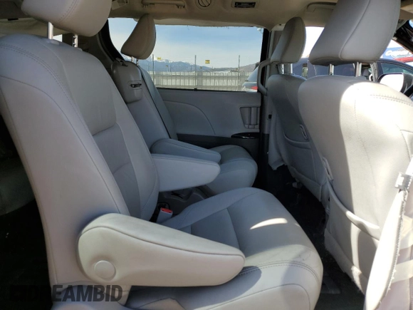 2019 Toyota Sienna XLE Auto Access Seat with VIN 5TDYZ3DC7KS979403, listed as a Copart auction lot 48620655 with 0 mi miles and Salvage Title. Bid and sale history available at carsss.com. Image 11.