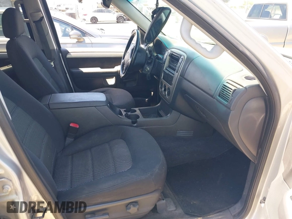 2003 Ford Explorer XLT with VIN 1FMZU73K13ZA43498, listed as a IAAI auction lot 42596053 with 199,668 mi miles and . Bid and sale history available at DreamBid. Image 5.