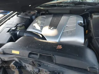 2001 Lexus LS 430 with VIN JTHBN30F710025252, listed as a IAAI auction lot 42004332 with 126,306 mi miles. Bid and sale history available at carsss.com. Image 10.