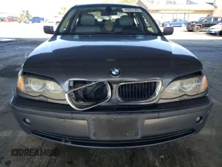 2003 BMW 3 Series 325xi with VIN WBAEU33433PH90917, listed as a Copart auction lot 49251395 with 277,403 mi miles and Salvage Title. Bid and sale history available at carsss.com. Image 5.